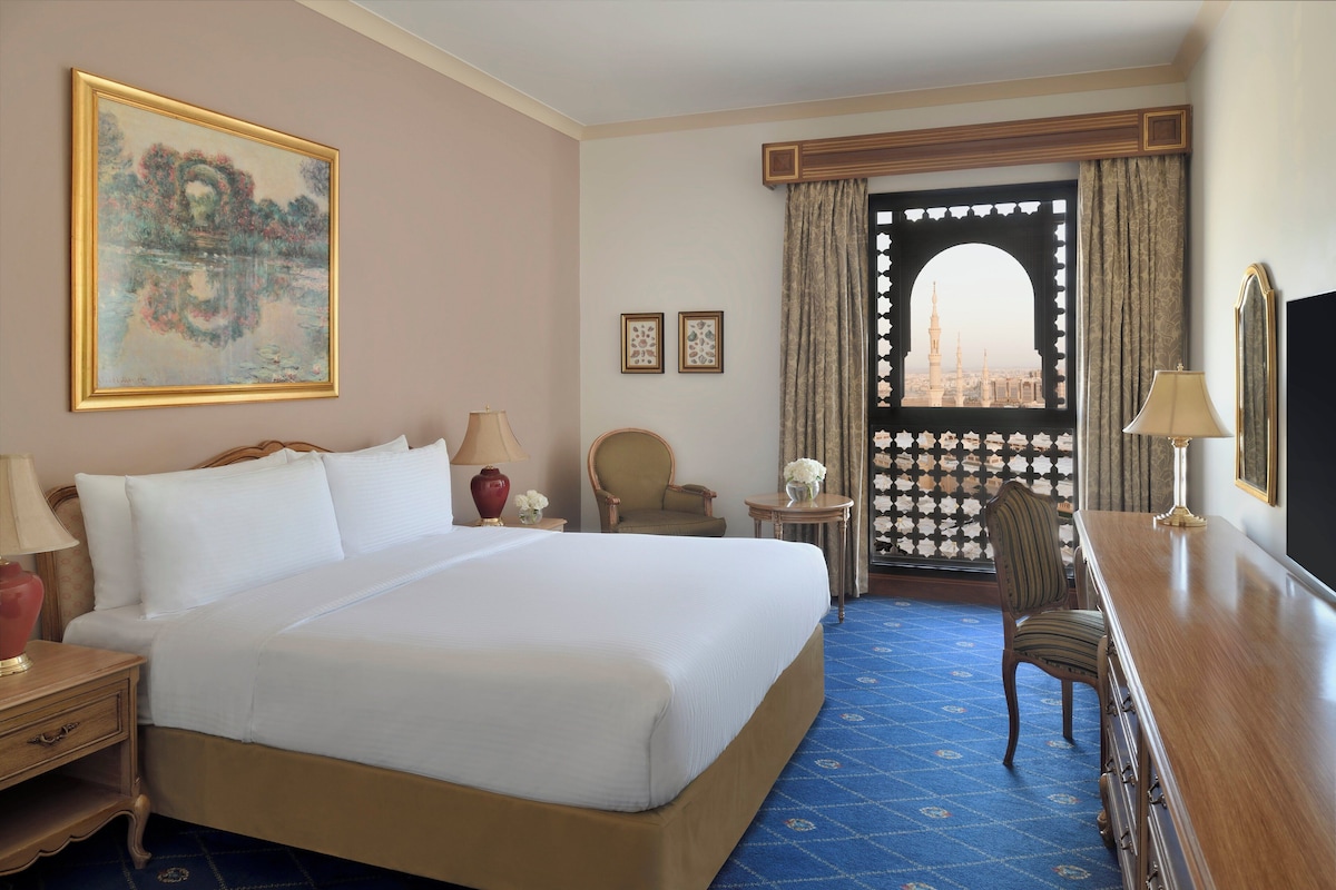 Deluxe Room room 1