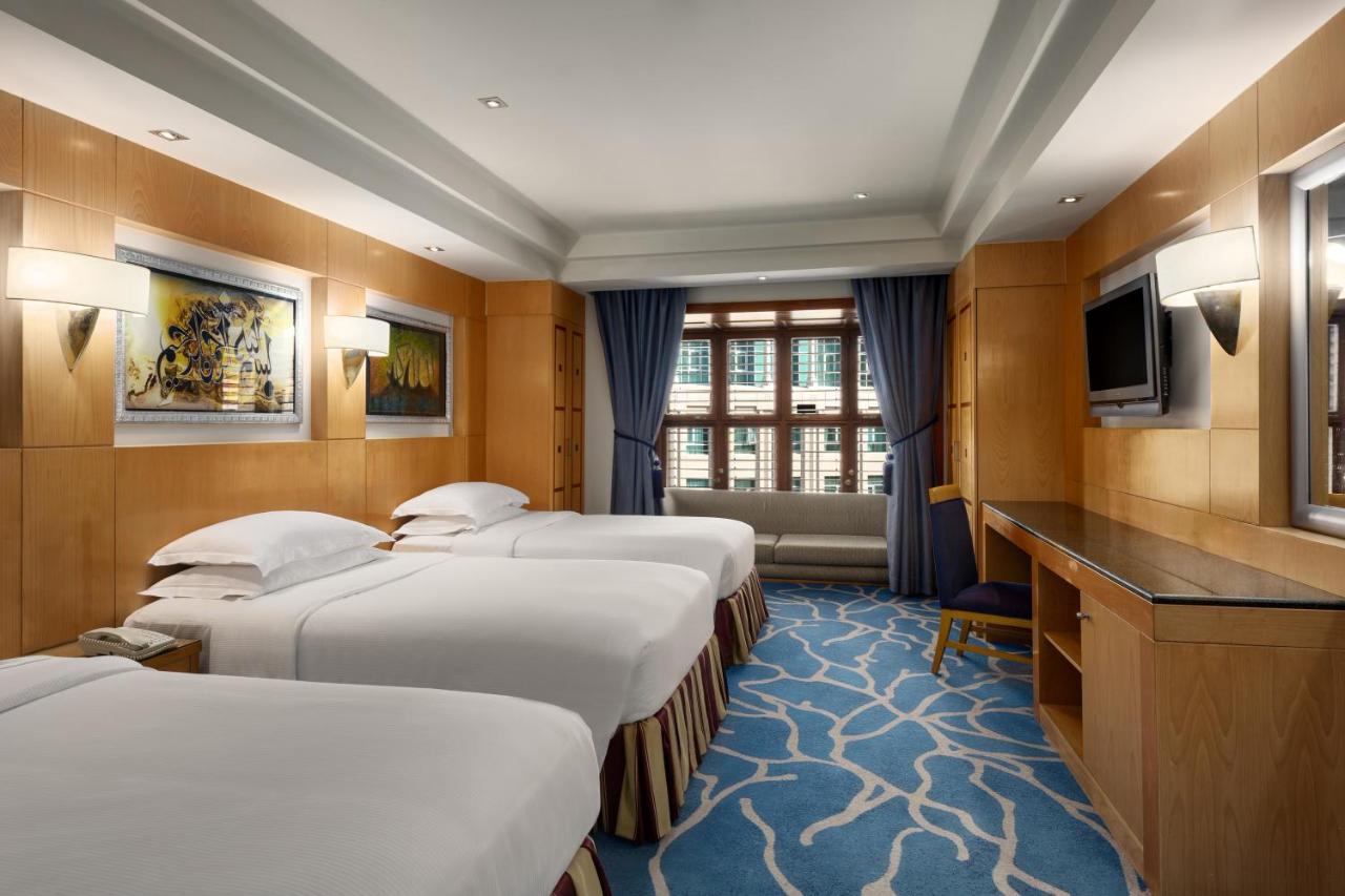 quadruple room room 1